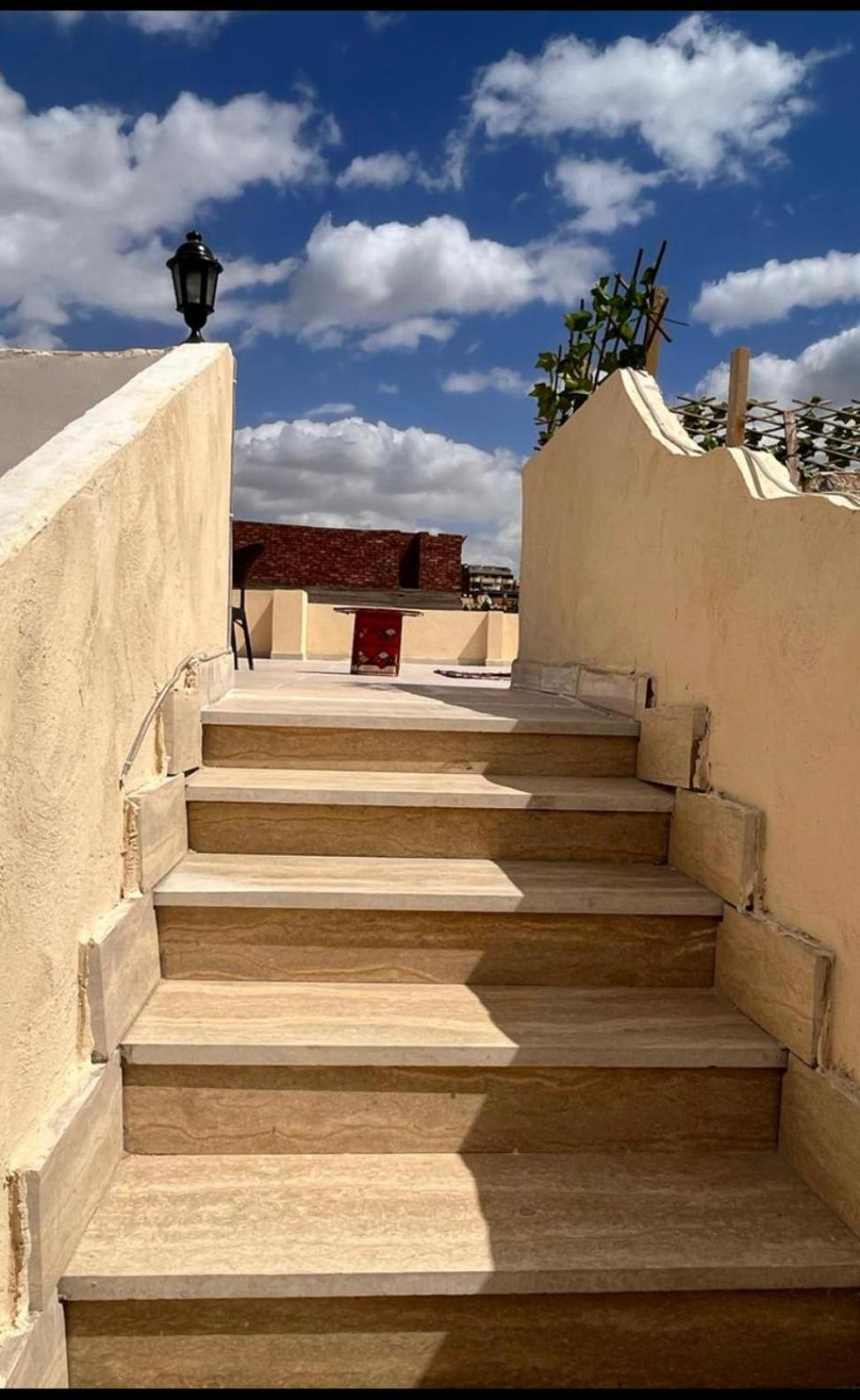 Hur Pyramids Land Inn Kafrat al Jabal Экстерьер фото