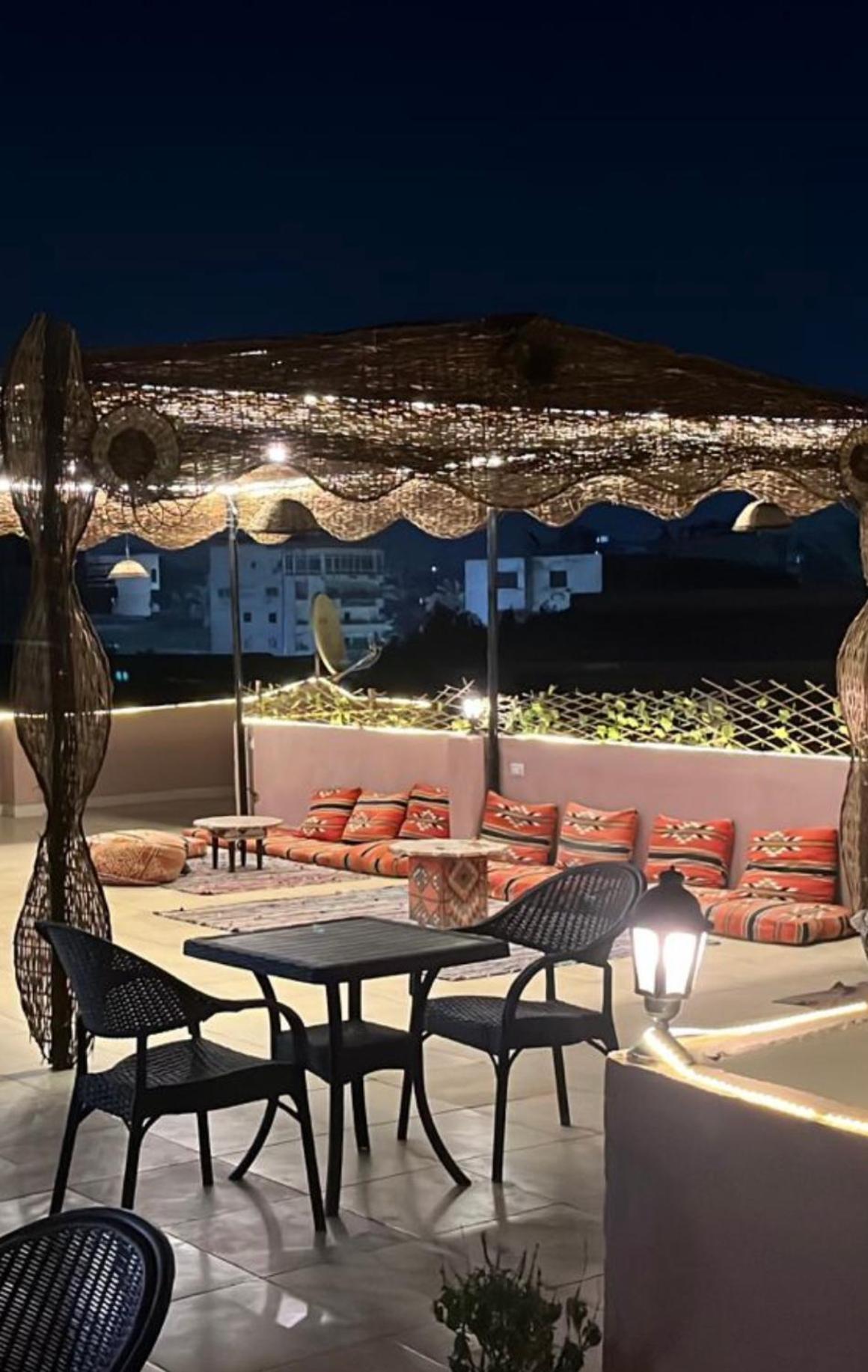 Hur Pyramids Land Inn Kafrat al Jabal Экстерьер фото
