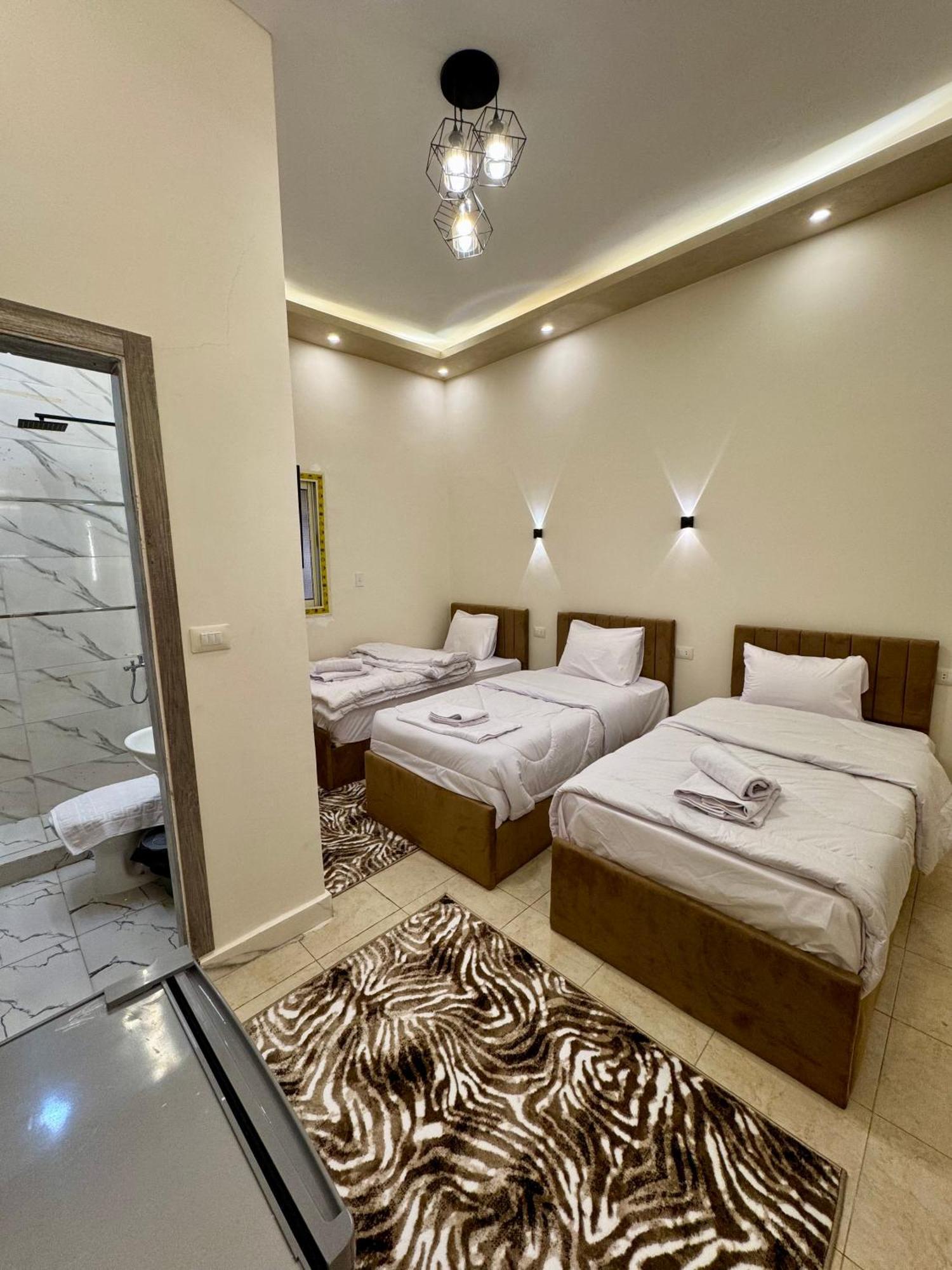 Hur Pyramids Land Inn Kafrat al Jabal Экстерьер фото